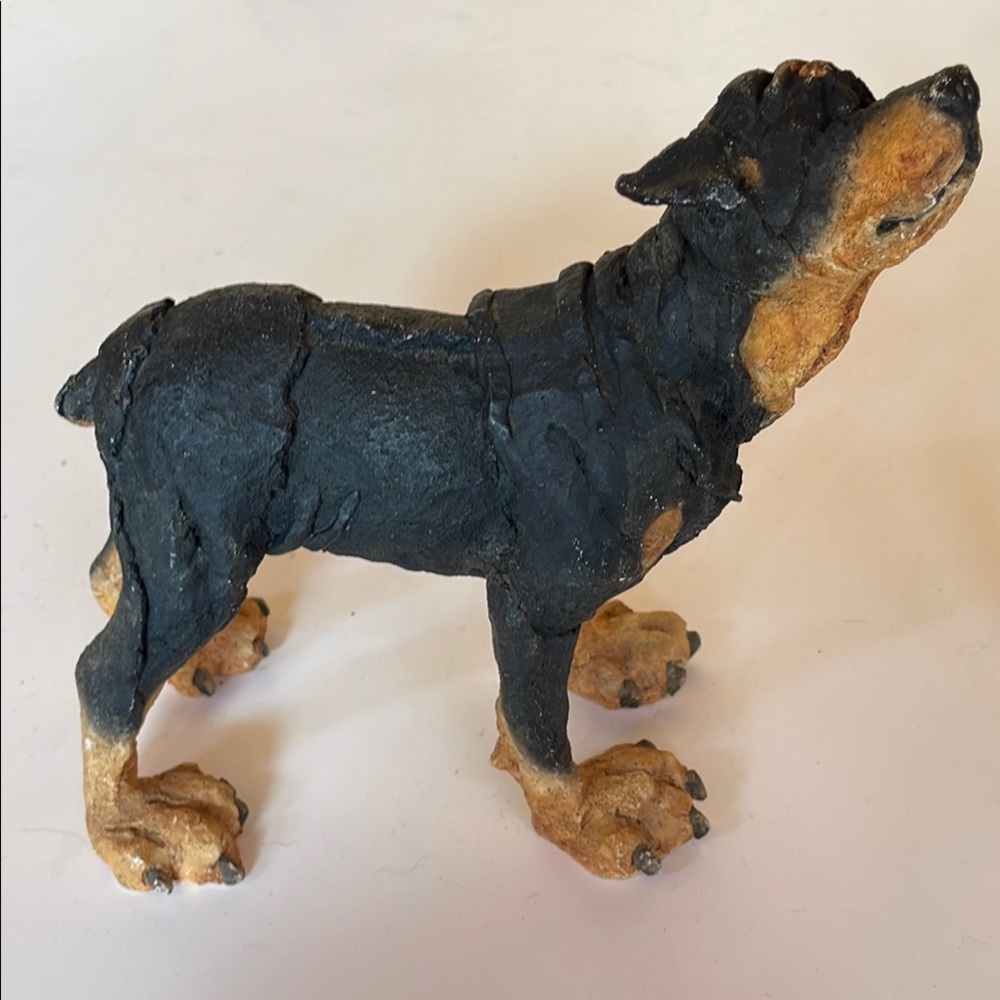 Rottweiler Figurine “A Breed Apart” 
2001 Country Artist Ltd.